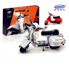 XB03002 THE VESPA P200 MOTOR | CREATOR |